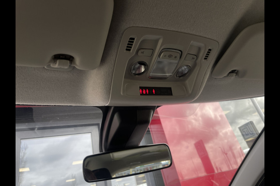 Citroën C3 1.2 PureTech Shine | parkeersensoren | Cruise control | licht/regen sensor