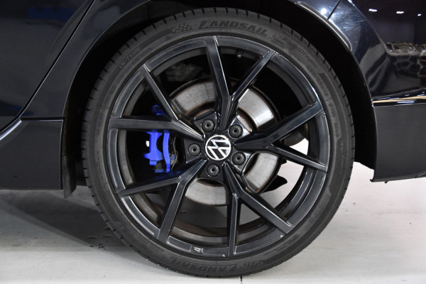 Volkswagen Golf 2.0 TSI R 4Motion Performance*AKra*Blindspot*Leder*Pano