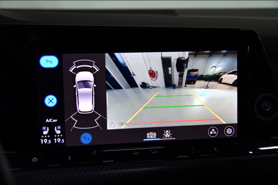 Volkswagen Golf 2.0 TSI R 4Motion Performance*AKra*Blindspot*Leder*Pano