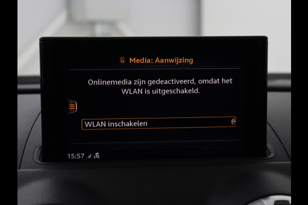 Audi A3 30 TFSI Sport | Sportstoelen | Full LED | Navigatie | Parkeerhulp | Climate control | Bluetooth | 17'' | Cruise control