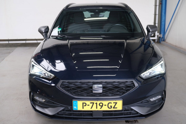 Seat Leon Sportstourer 1.5 eTSI FR Business Intense Automaat - N.A.P. Airco, Cruise, Virtual Display, Camera, PDC.