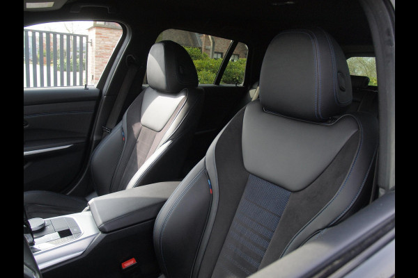 BMW 3 Serie Touring 318i Business Edition | M-pakket | Sfeerverlichting | Automaat | Apple Carplay | NL-Auto |