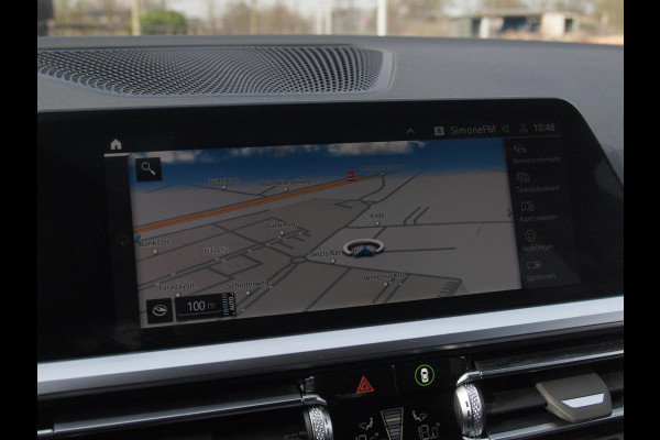BMW 3 Serie Touring 318i Business Edition | M-pakket | Sfeerverlichting | Automaat | Apple Carplay | NL-Auto |