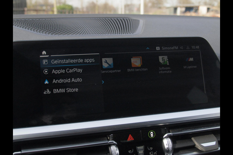 BMW 3 Serie Touring 318i Business Edition | M-pakket | Sfeerverlichting | Automaat | Apple Carplay | NL-Auto |