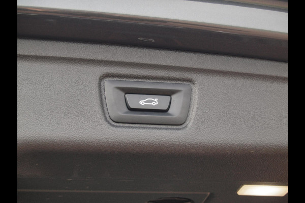 BMW 3 Serie Touring 318i Business Edition | M-pakket | Sfeerverlichting | Automaat | Apple Carplay | NL-Auto |