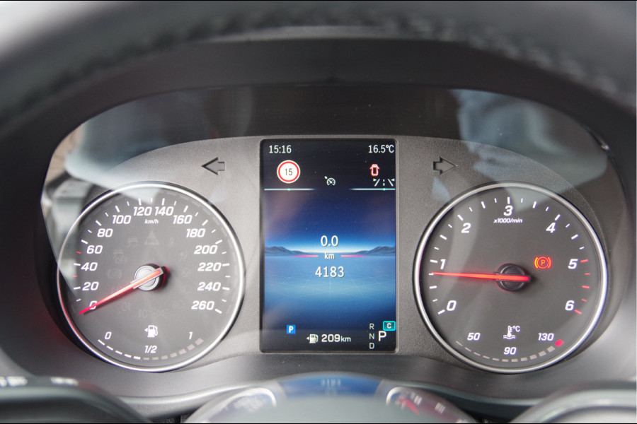 Mercedes-Benz Vito 116 CDI 4X4 XL L3 Select AUT. LED, TREKHAAK, STOELVERWARMING, STUURVERWARMING, CAMERA, CRUISE, CLIMA, 4MATIC