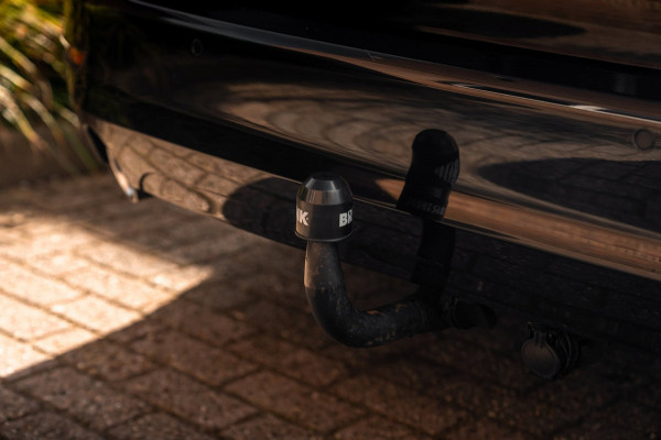 BMW 3 Serie Touring 320d Executive Edition LED Half/Leder Stoelverwarming Trekhaak 19''