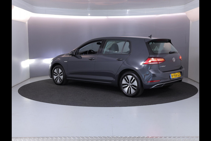 Volkswagen e-Golf E-DITION 136 pk | SOH 94%| Navigatie | Parkeersensoren | Adaptieve cruise control | LED koplampen |Apple Carplay/Android Auto |