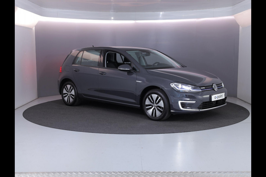 Volkswagen e-Golf E-DITION 136 pk | SOH 94%| Navigatie | Parkeersensoren | Adaptieve cruise control | LED koplampen |Apple Carplay/Android Auto |