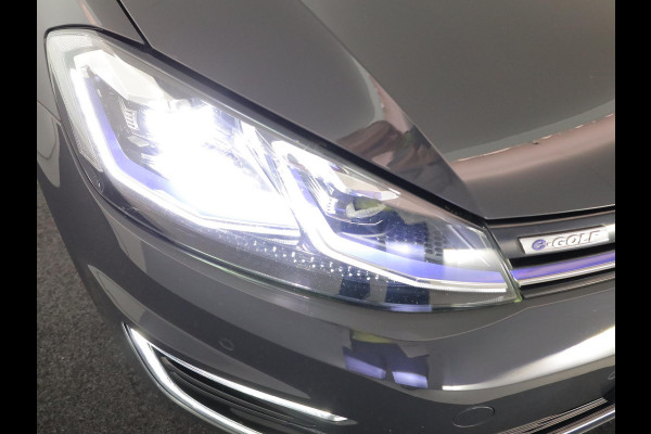 Volkswagen e-Golf E-DITION 136 pk | SOH 94%| Navigatie | Parkeersensoren | Adaptieve cruise control | LED koplampen |Apple Carplay/Android Auto |
