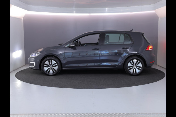 Volkswagen e-Golf E-DITION 136 pk | SOH 94%| Navigatie | Parkeersensoren | Adaptieve cruise control | LED koplampen |Apple Carplay/Android Auto |