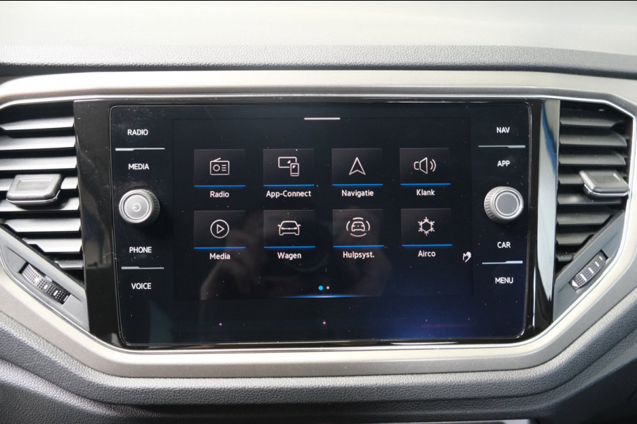 Volkswagen T-Roc 1.5 TSI Style Business Automaat - N.A.P. Airco, Crusie, Navi, PDC, Carplay.
