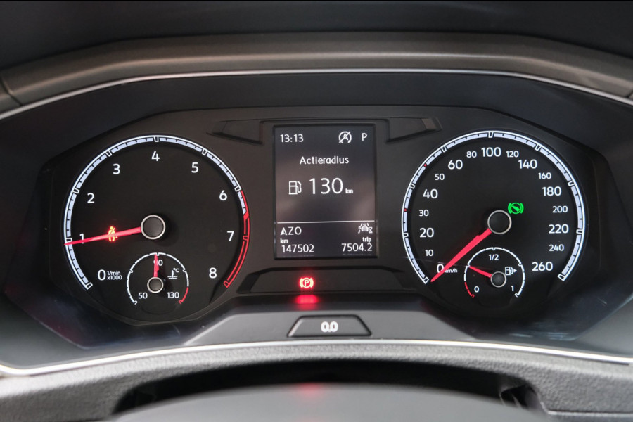 Volkswagen T-Roc 1.5 TSI Style Business Automaat - N.A.P. Airco, Crusie, Navi, PDC, Carplay.