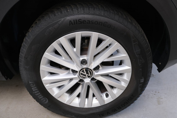 Volkswagen T-Roc 1.5 TSI Style Business Automaat - N.A.P. Airco, Crusie, Navi, PDC, Carplay.