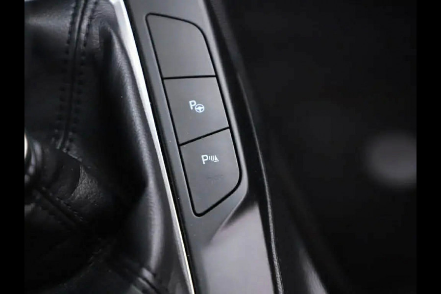 Ford Focus 1.0 EcoBoost Titanium Business / camera / navigatie