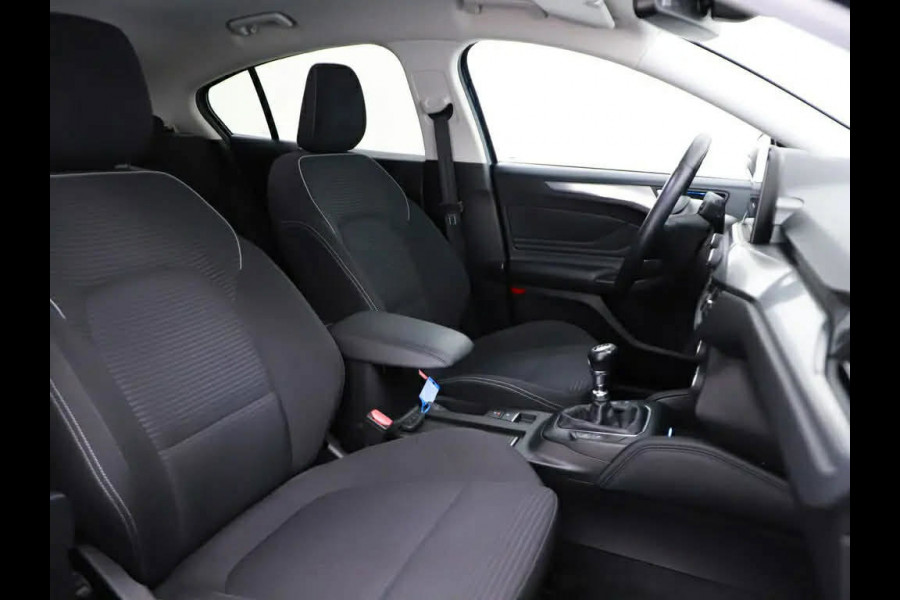 Ford Focus 1.0 EcoBoost Titanium Business / camera / navigatie