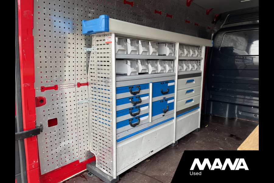 Volkswagen Crafter 35 2.0TDI 177PK L3H3 Highline Automaat Trekhaak Carplay Camera Vooruitverwarming