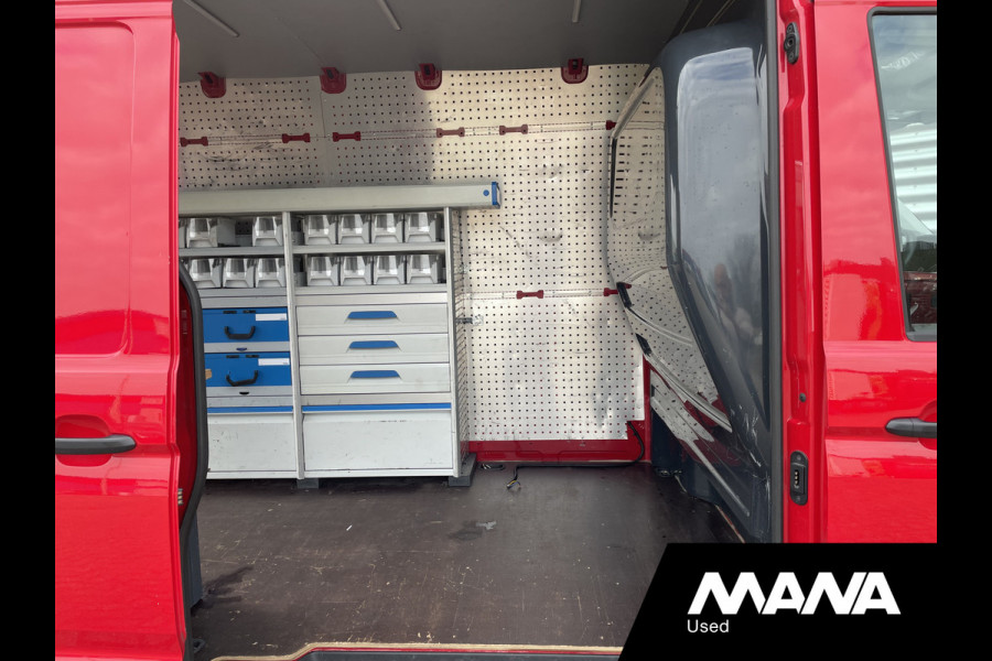 Volkswagen Crafter 35 2.0TDI 177PK L3H3 Highline Automaat Trekhaak Carplay Camera Vooruitverwarming