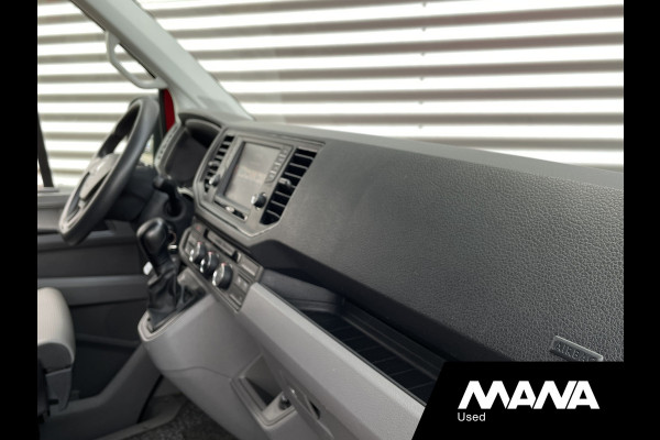 Volkswagen Crafter 35 2.0TDI 177PK L3H3 Highline Automaat Trekhaak Carplay Camera Vooruitverwarming