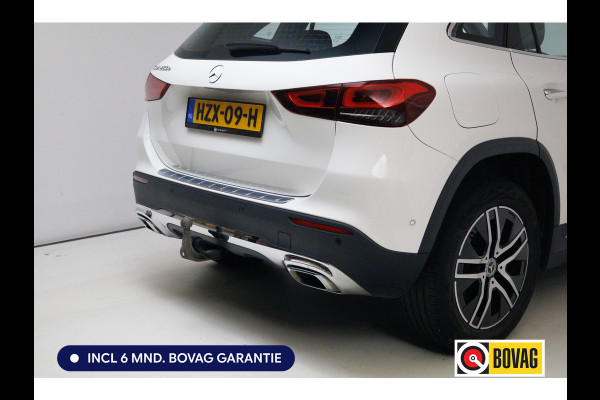 Mercedes-Benz GLA 250 e Business 218 PK | Solution Luxury Limited | Wegklapbare trekhaak | Navigatie | Stoelverwarming Adaptive cruise, Achteruitrijcamera, Sfeerverlichting, Elektrische achterklep, Winterwielenset