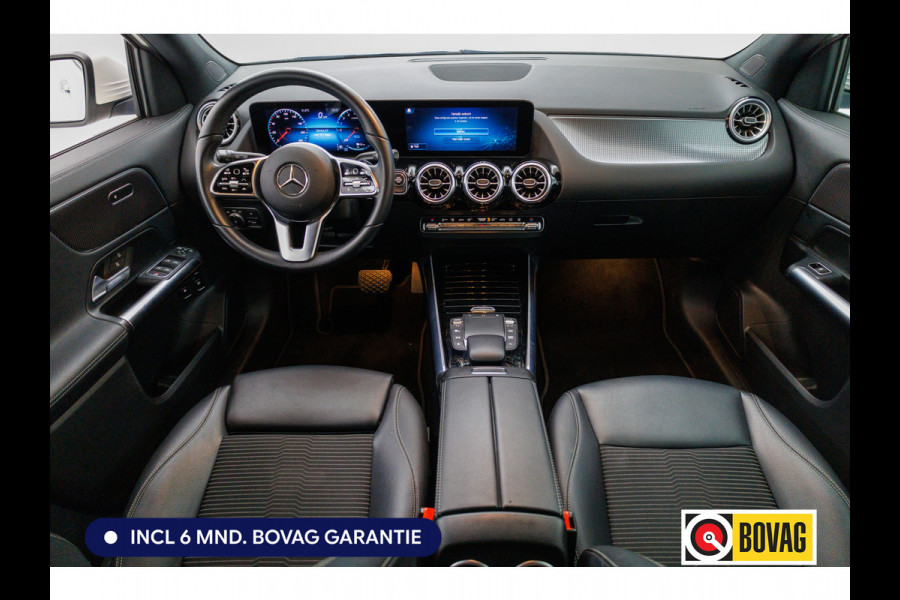 Mercedes-Benz GLA 250 e Business 218 PK | Solution Luxury Limited | Wegklapbare trekhaak | Navigatie | Stoelverwarming Adaptive cruise, Achteruitrijcamera, Sfeerverlichting, Elektrische achterklep, Winterwielenset