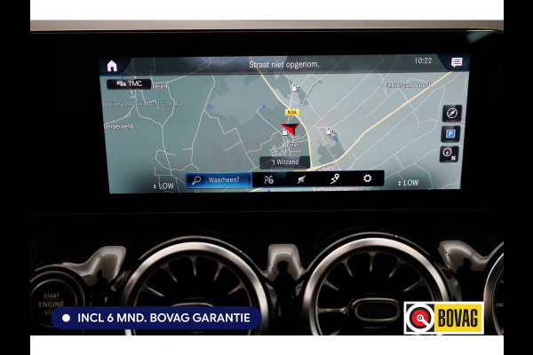 Mercedes-Benz GLA 250 e Business 218 PK | Solution Luxury Limited | Wegklapbare trekhaak | Navigatie | Stoelverwarming Adaptive cruise, Achteruitrijcamera, Sfeerverlichting, Elektrische achterklep, Winterwielenset