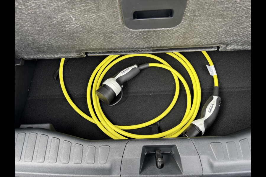 Ford Explorer Premium Extended Range AWD 79 kWh 340pk! | Vierwielaandrijving | Panoramadak | 360 graden camera | Head up Display