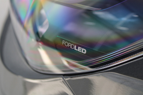 Ford Transit Custom 340 2.5 PHEV L2H1 Limited 232pk 9 Zits - Keyless - ACC - Blindspot - Camera - Carplay - Navi - Prijs excl. BTW - Rijklaar