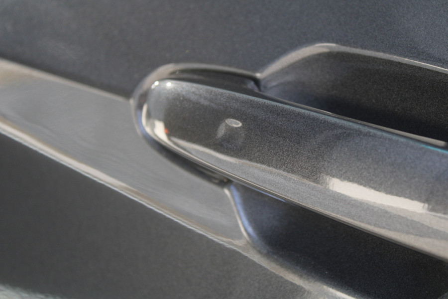 Ford Transit Custom 340 2.5 PHEV L2H1 Limited 232pk 9 Zits - Keyless - ACC - Blindspot - Camera - Carplay - Navi - Prijs excl. BTW - Rijklaar