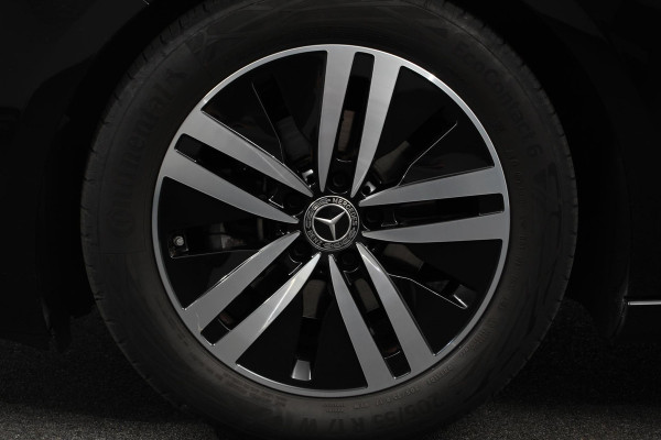 Mercedes-Benz A-Klasse 180 136pk Automaat Progressive Navigatie Parkeersensoren Camera Cruise Control Stoelverwarming Ledverlichting Climate Control