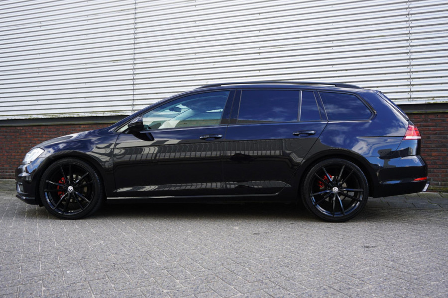 Volkswagen Golf 1.0 TSI 110PK Highline/19 Inch/Liefhebbersauto!!/ Moet gezien worden!!