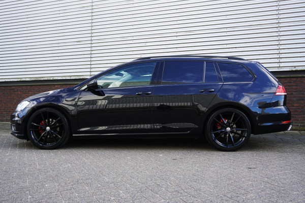 Volkswagen Golf 1.0 TSI 110PK Highline/19 Inch/Liefhebbersauto!!/ Moet gezien worden!!