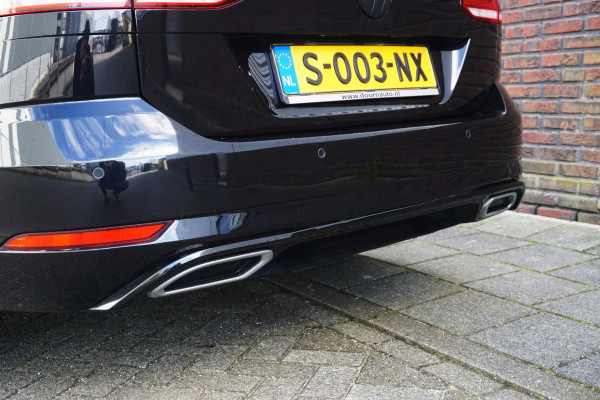 Volkswagen Golf 1.0 TSI 110PK Highline/19 Inch/Liefhebbersauto!!/ Moet gezien worden!!