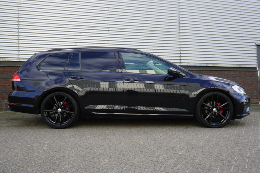 Volkswagen Golf 1.0 TSI 110PK Highline/19 Inch/Liefhebbersauto!!/ Moet gezien worden!!