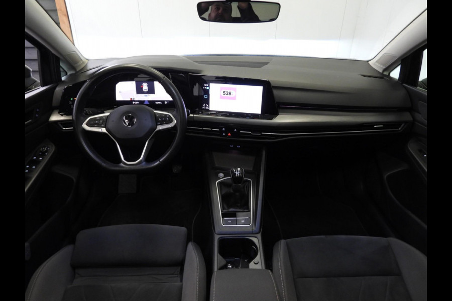 Volkswagen Golf Variant 1.5 TSI Style NAVI/SCHUIFDAK/WINTERPACK/TREKH./17"LMV!