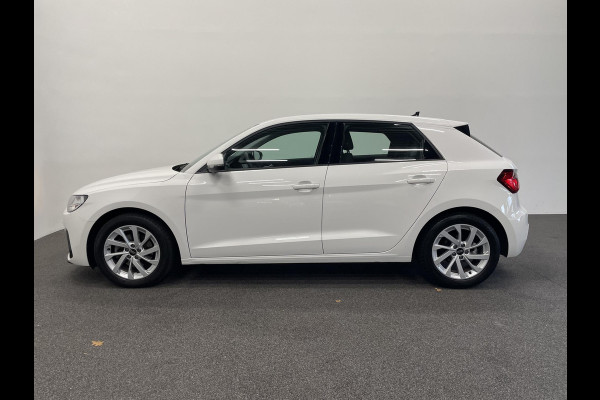 Audi A1 Sportback 30 TFSI 110pk S-Tronic Advanced edition Navigatie Apple Carplay / Android Auto Climate Control Camera Parkeer sensoren Dab