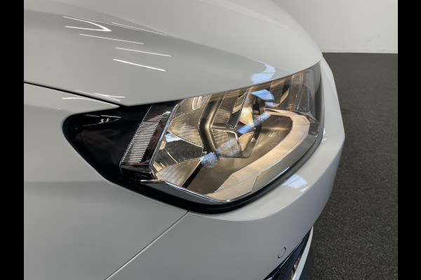 Audi A1 Sportback 30 TFSI 110pk S-Tronic Advanced edition Navigatie Apple Carplay / Android Auto Climate Control Camera Parkeer sensoren Dab