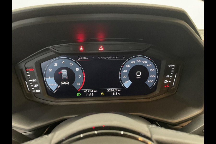 Audi A1 Sportback 30 TFSI 110pk S-Tronic Advanced edition Navigatie Apple Carplay / Android Auto Climate Control Camera Parkeer sensoren Dab