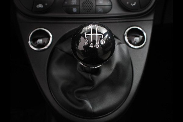 Fiat 500C 1.0 Hybrid Dolcevita Airco Cruise control Parkeersensor achter Radio Apple Carplay/ Android Auto