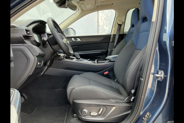 Lynk & Co 01 1.5 262pk PHEV Adapt.cruise Panodak Carplay Stoelverw. Infinity Plug-in