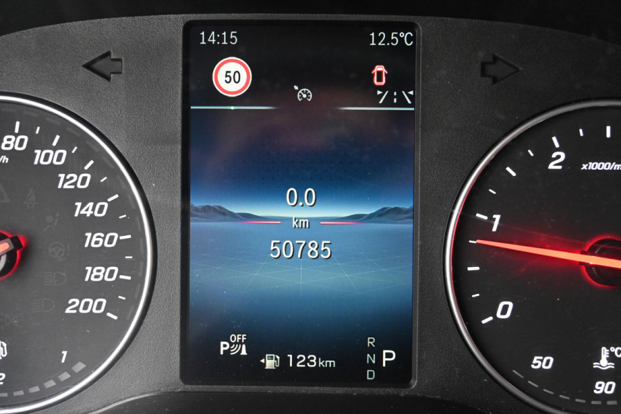 Mercedes-Benz Sprinter 317 CDI L3H2 Pro MBUX met parkeer pakket, 270 graden deuren, Etc.