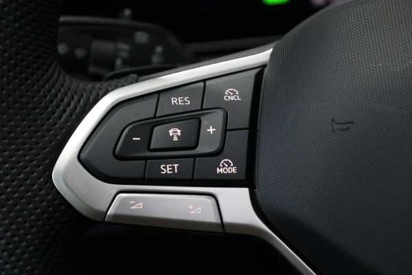 Volkswagen Tiguan 1.5 eTSI 3x R-Line IQ+LED/VIRTUAL/SFEER/PANO/ALCANTARA+S.VERWARMING/20" LMV/CAM/LINE/ACC/ECC/12 MDN GARANTIE!