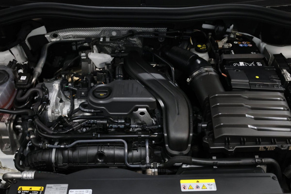 Volkswagen Tiguan 1.5 eTSI 3x R-Line IQ+LED/VIRTUAL/SFEER/PANO/ALCANTARA+S.VERWARMING/20" LMV/CAM/LINE/ACC/ECC/12 MDN GARANTIE!