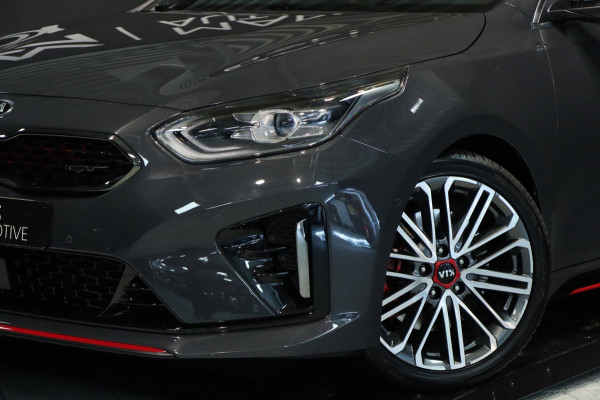 Kia ProCeed 1.6 T-GDI GT / PANODAK / KEYLESS / MEMORY / JBL / CAMERA / CARPLAY