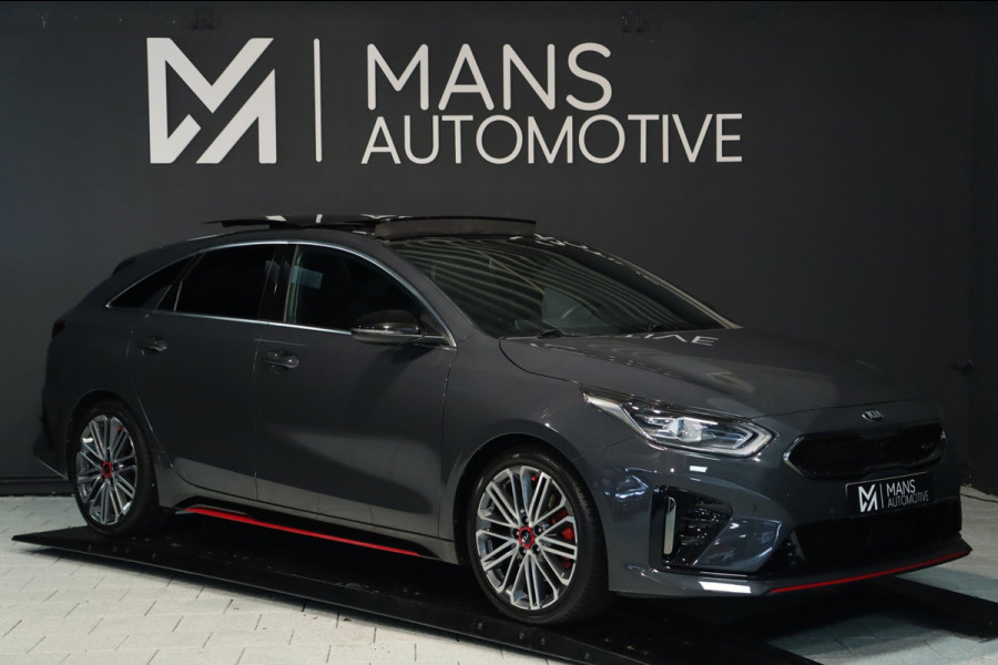 Kia ProCeed 1.6 T-GDI GT / PANODAK / KEYLESS / MEMORY / JBL / CAMERA / CARPLAY