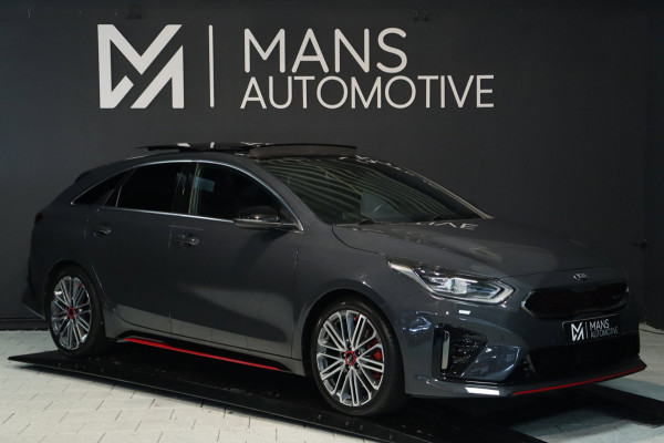 Kia ProCeed 1.6 T-GDI GT / PANODAK / KEYLESS / MEMORY / JBL / CAMERA / CARPLAY