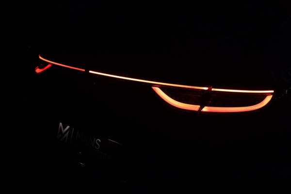 Kia ProCeed 1.6 T-GDI GT / PANODAK / KEYLESS / MEMORY / JBL / CAMERA / CARPLAY