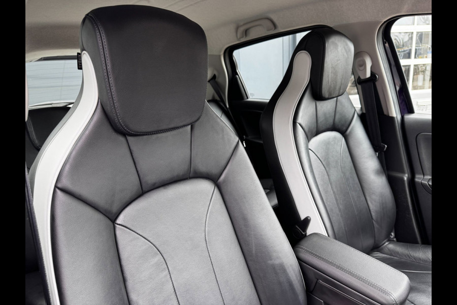 Renault ZOE R135 Edition One 52 kWh Incl. Koopaccu | Camera | Bose | Leder + Stoelverwarming | Navigatie | Climate control