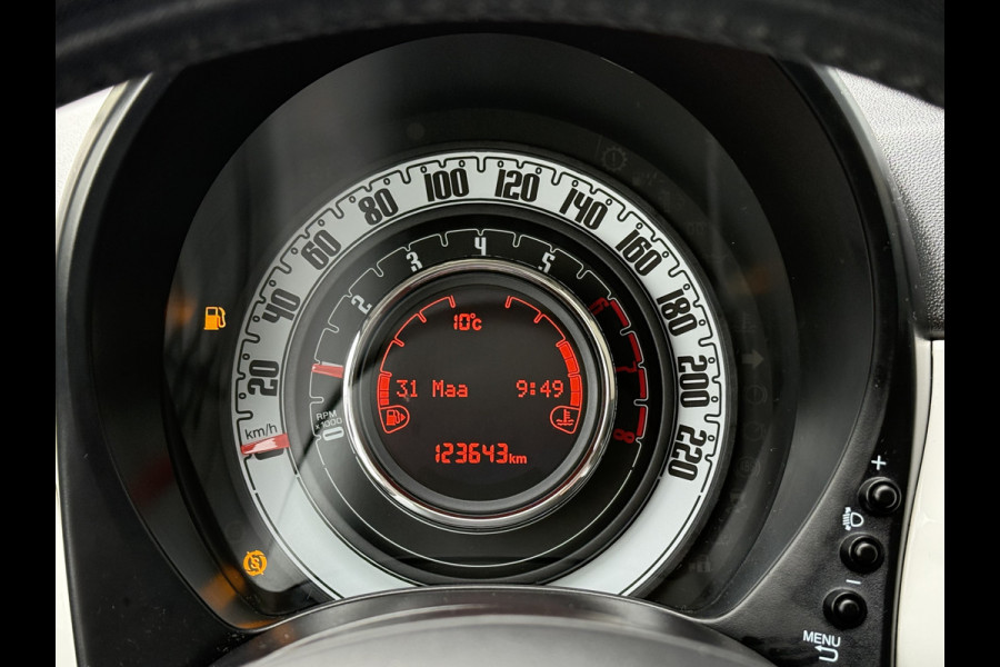 Fiat 500 BWJ 2018 | 0.9 TwinAir 81PK Turbo Lounge | PANO DAK | CLIMA | NAVI | CRUISE | CARPLAY | LICHTMETAAL | PDC |