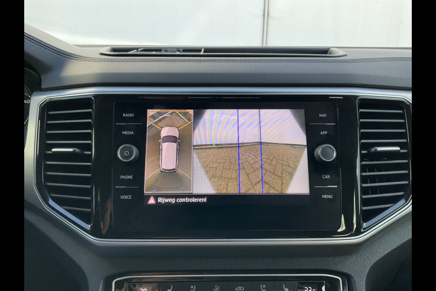 Volkswagen TERAMONT 3.6 VR6 277pk 7-Pers Pano Memory Stoelverw+Ventilatie 360° Leer BOMVOL!